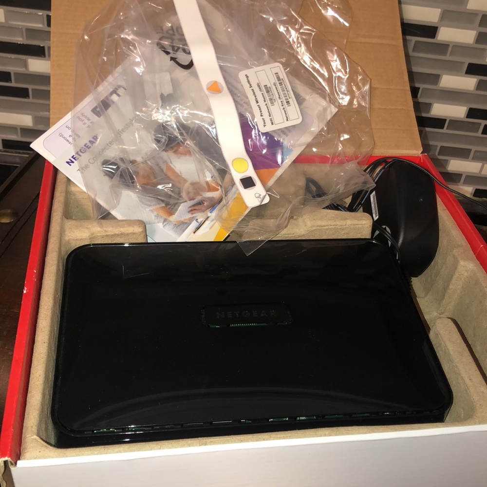 WiFi Router - Picture 4 of 6